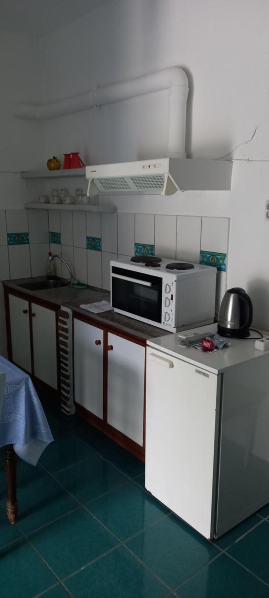 Aposperitis Rooms & Apartments Kini Екстериор снимка